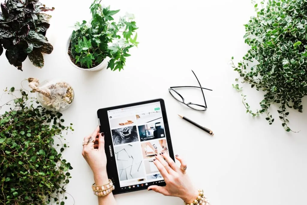 Photo Online Ads