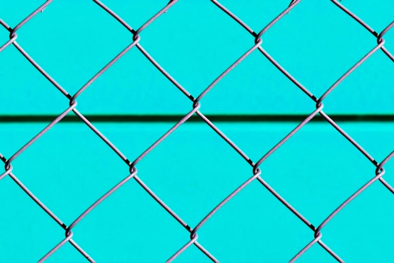 Photo Metal fence