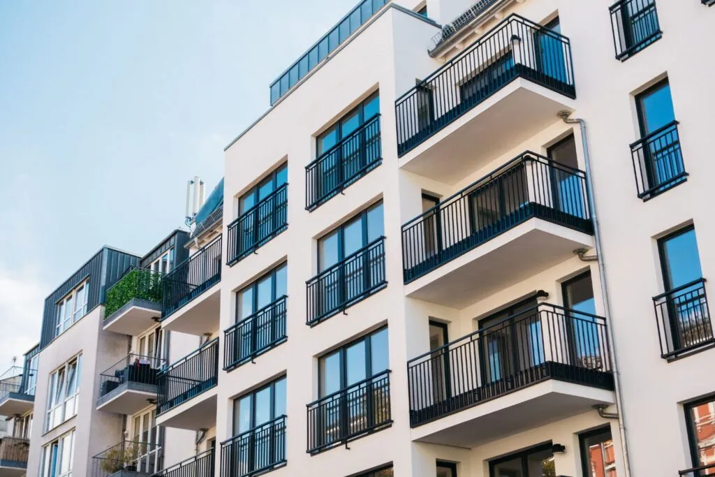Știai că modul în care este poziționat apartamentul îți poate influența sănătatea?