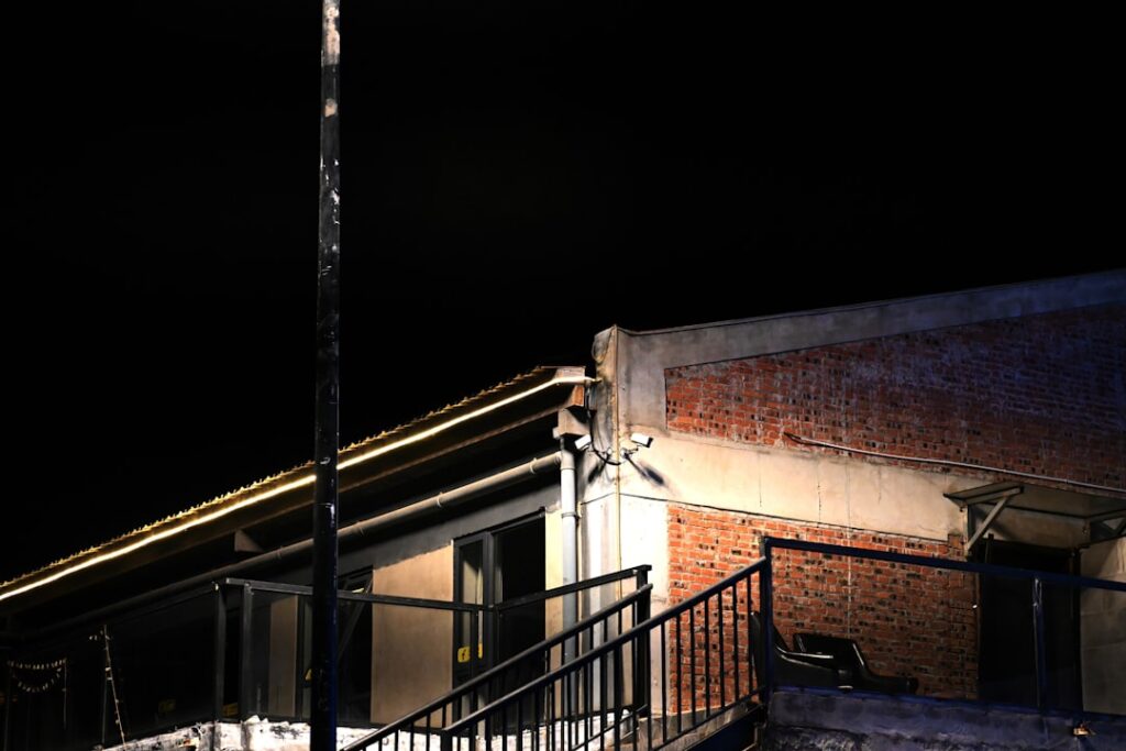 Photo house building