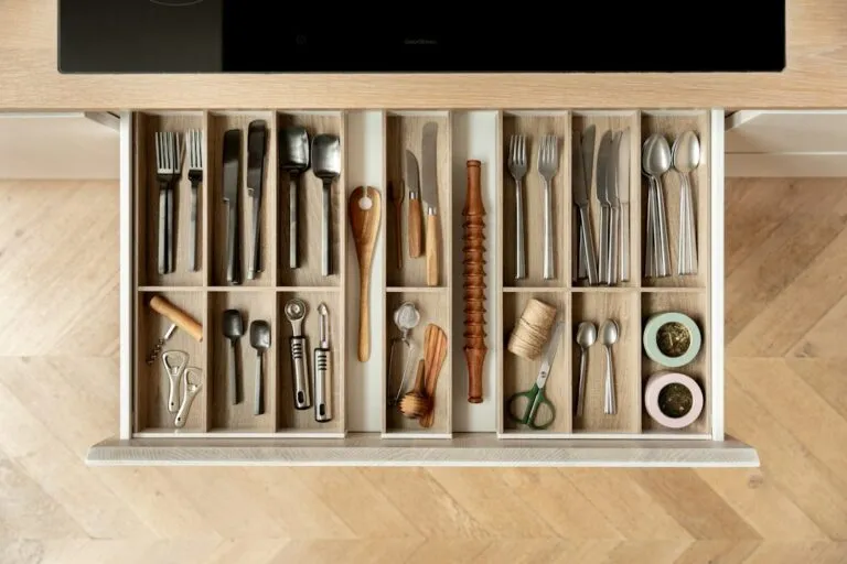 Photo kitchen utensils organization